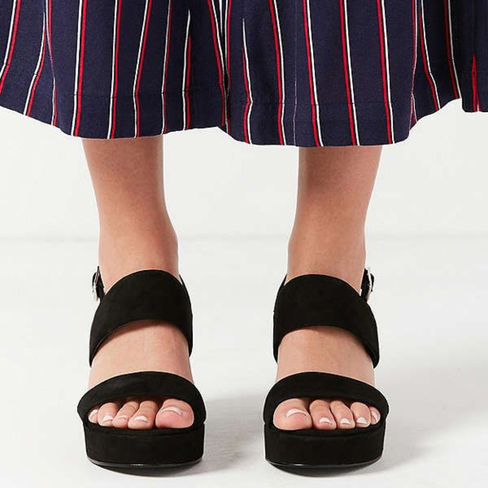 LAST ONE‼️ STEVE MADDEN Suede Platform Sandals - Picture 6 of 8